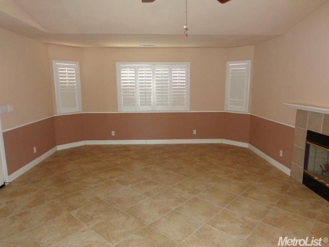 1930 Everett Ct, Hughson, CA 95326 photo 6