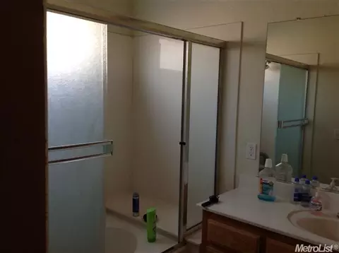 1359 Gianna Ln, Manteca, CA 95336 photo 5
