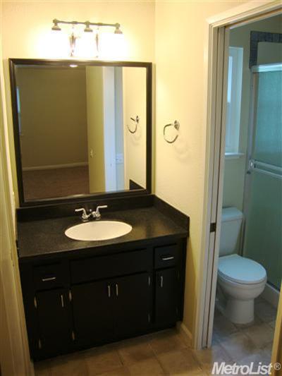 7613 Luzern, Antelope, CA 95843 photo 4