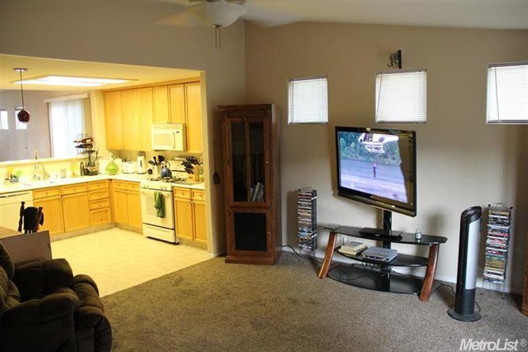 2117 Paramont Way, Modesto, CA 95355 photo 9