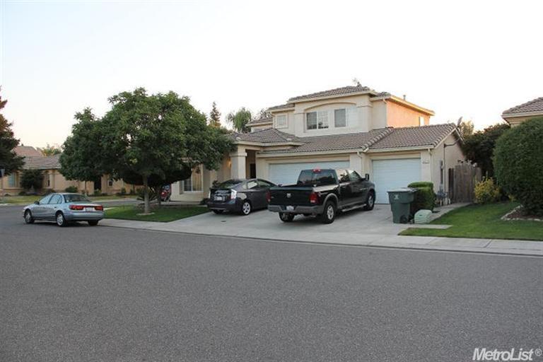2117 Paramont Way, Modesto, CA 95355 photo 2