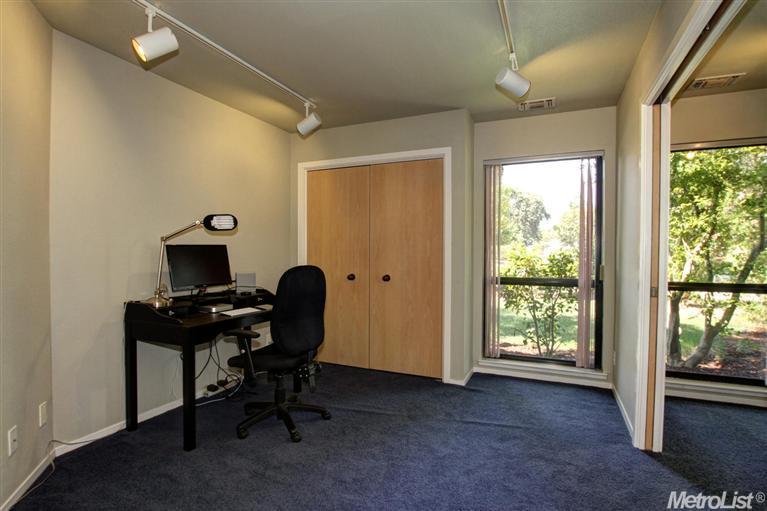 1212 Deodara St, Davis, CA 95618 photo 17