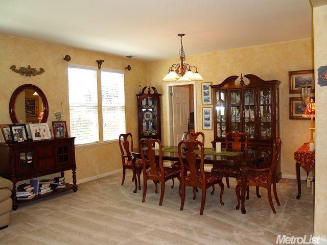 1172 Fergusen Way, Folsom, CA 95630 photo 2