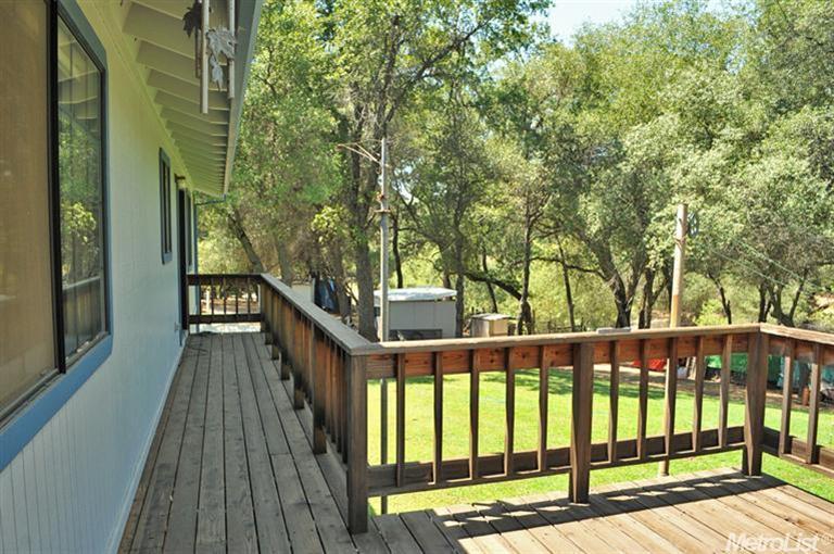 10906 Prospector Rd, Rough And Ready, CA 95975 photo 2