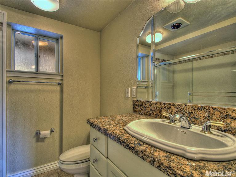 8564 Winding Way, Fair Oaks, CA 95628 photo 16