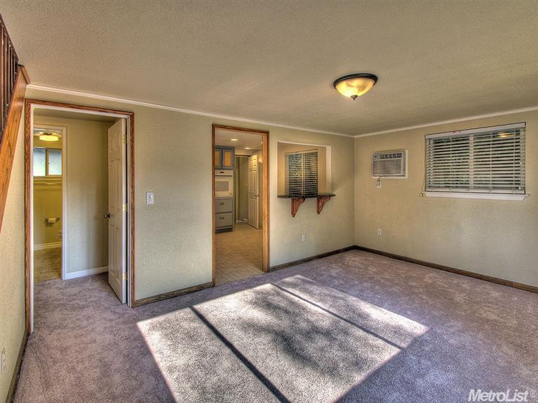 8564 Winding Way, Fair Oaks, CA 95628 photo 13