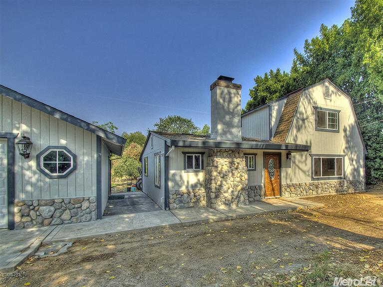 8564 Winding Way, Fair Oaks, CA 95628 photo 4