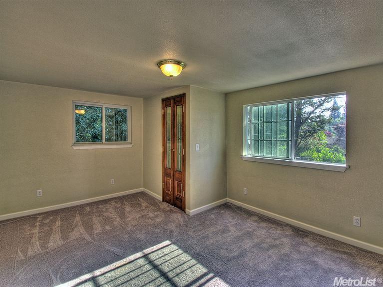 8564 Winding Way, Fair Oaks, CA 95628 photo 14