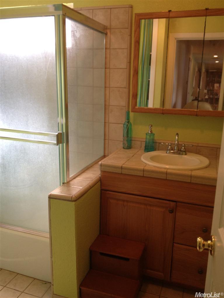 10173 E Hwy 12, Lodi, CA 95240 photo 2