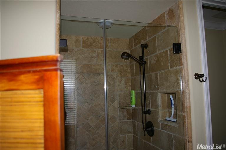 3825 Gresham Ln, Sacramento, CA 95835 photo 14