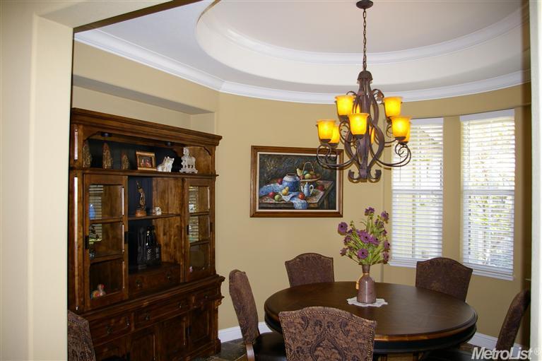 3825 Gresham Ln, Sacramento, CA 95835 photo 3