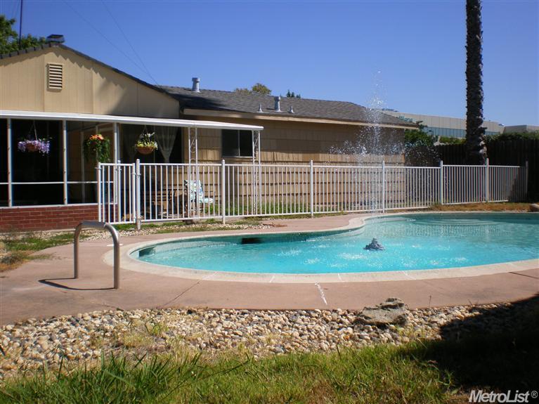 6442 Coyle, Carmichael, CA 95608 photo 4