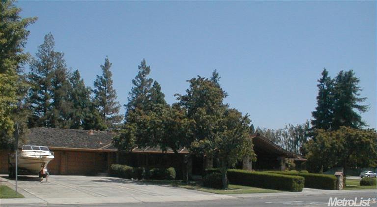 2145 E Hawkeye Ave, Turlock, CA 95380 photo 1