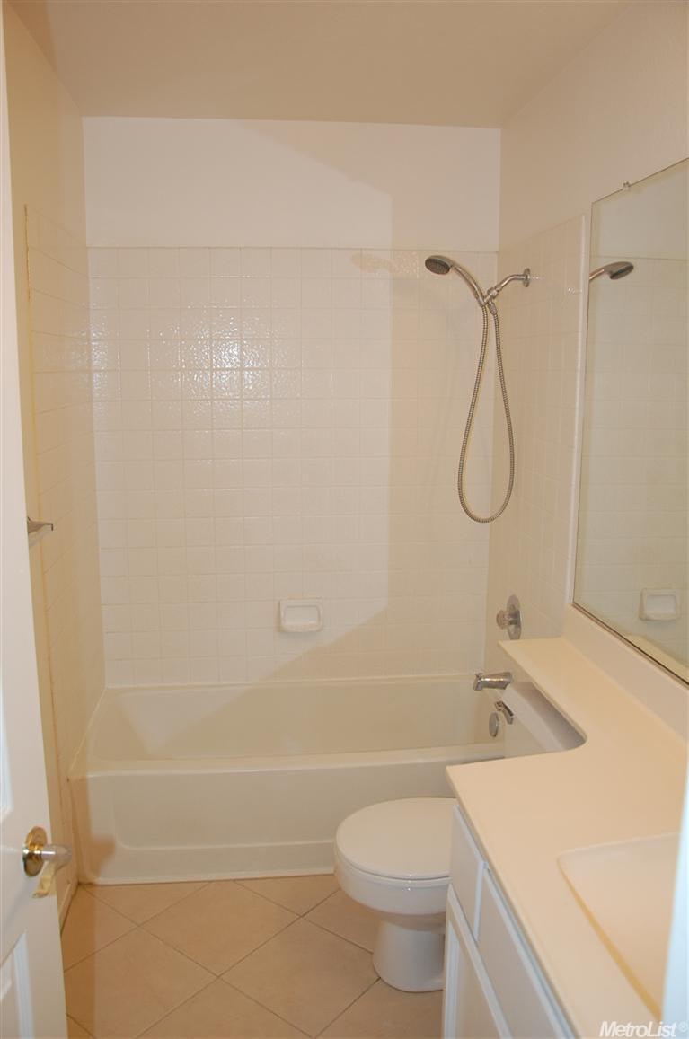 8151 Orchid Tree Way, Antelope, CA 95843 photo 11