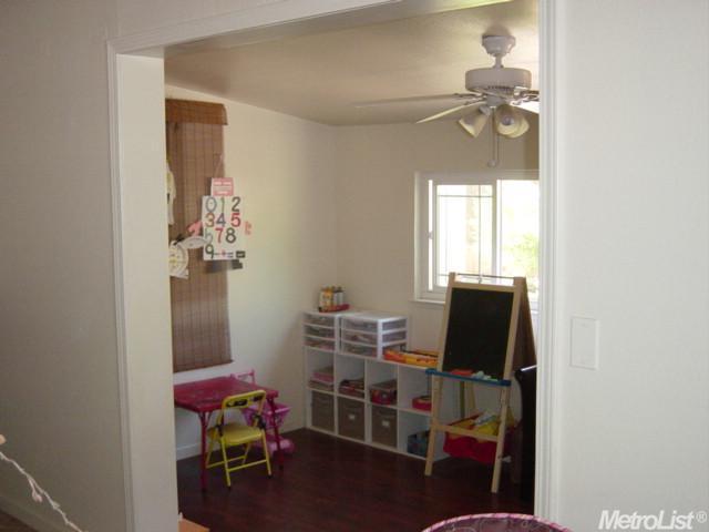 1820 Glaston Ave, Modesto, CA 95350 photo 12