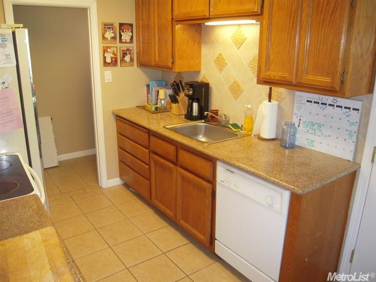 8927 Central Ave, Orangevale, CA 95662 photo 3