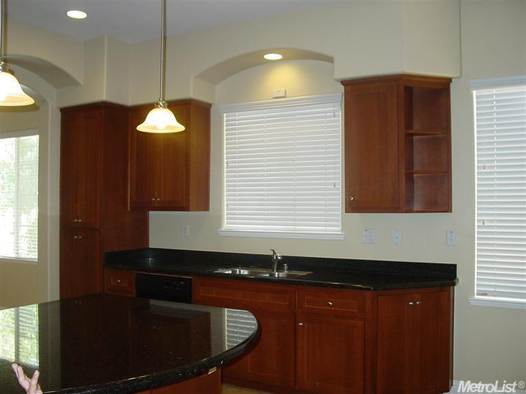 827 Village, Lathrop, CA 95330 photo 3