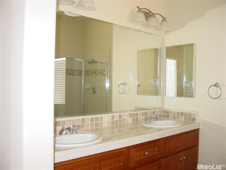 827 Village, Lathrop, CA 95330 photo 12