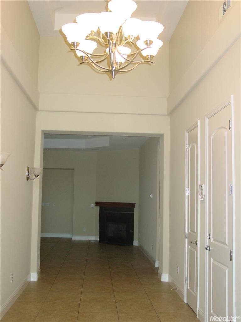 827 Village, Lathrop, CA 95330 photo 2