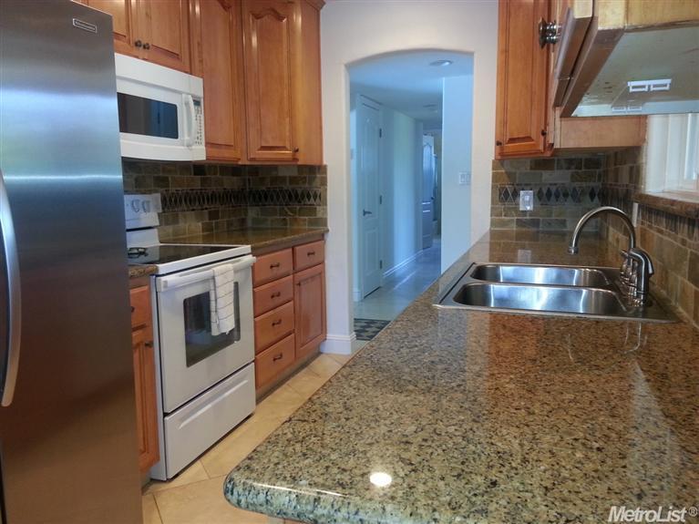 6625 Palm Ave, Carmichael, CA 95608 photo 4
