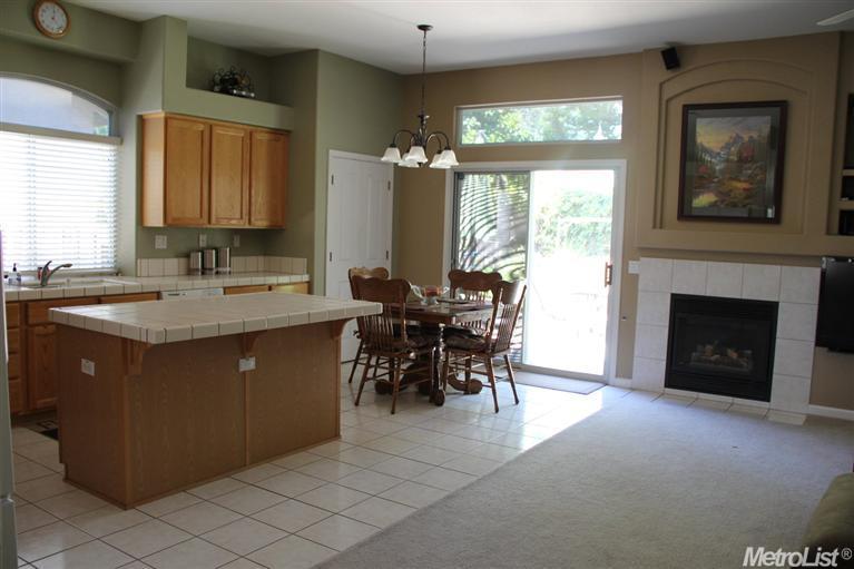 729 King, Folsom, CA 95630 photo 6