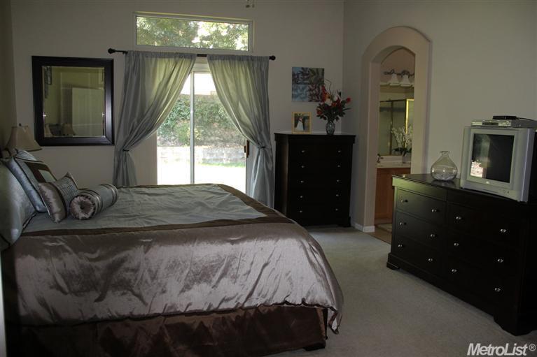 729 King, Folsom, CA 95630 photo 12