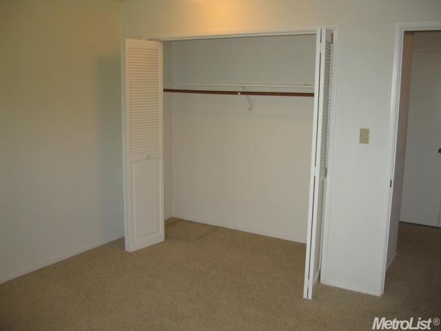 405 Leveland Ln, Modesto, CA 95350 photo 16
