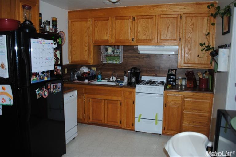 6119 Merry Ln, Carmichael, CA 95608 photo 4
