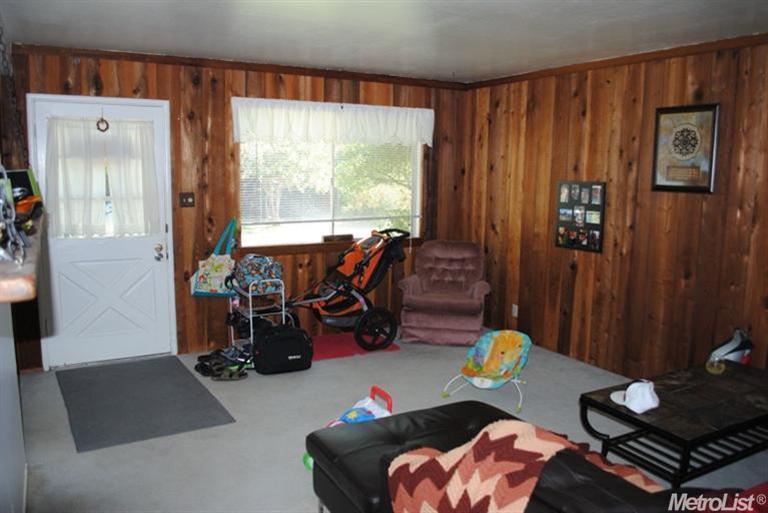 6119 Merry Ln, Carmichael, CA 95608 photo 2