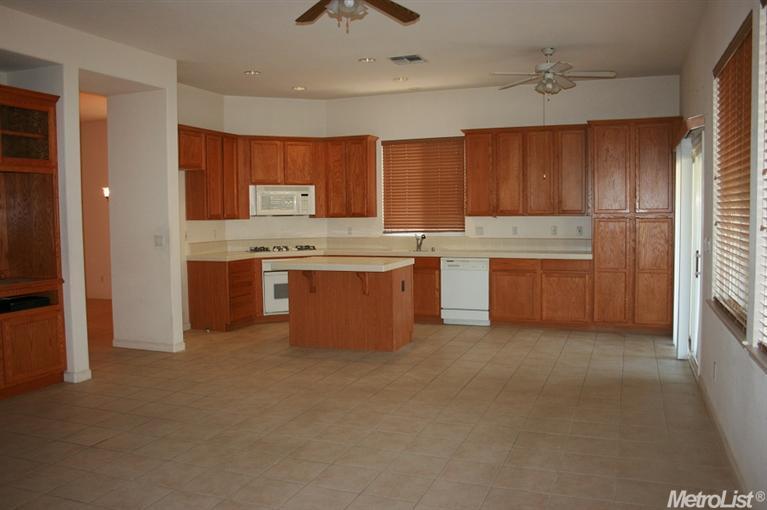 4640 N Olive Ave, Turlock, CA 95382 photo 4
