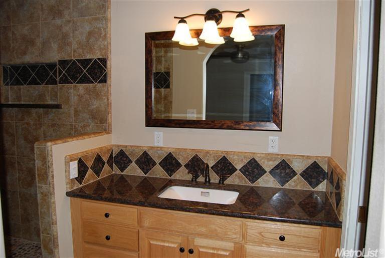 5228 Norcrest Ave, Carmichael, CA 95608 photo 4