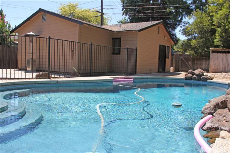 415 Hackberry Ave, Modesto, CA 95354 photo 8