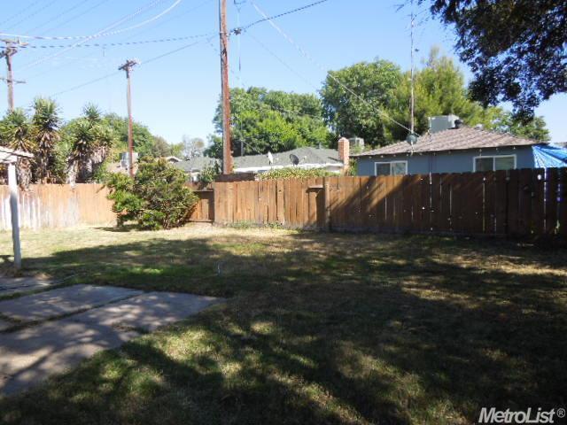 2016 Dickens Dr, Modesto, CA 95350 photo 15