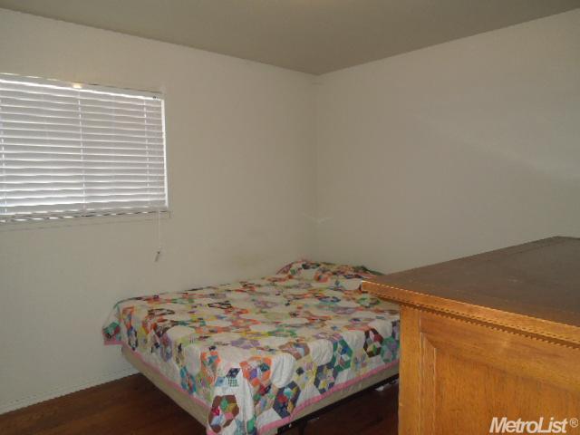 2016 Dickens Dr, Modesto, CA 95350 photo 8