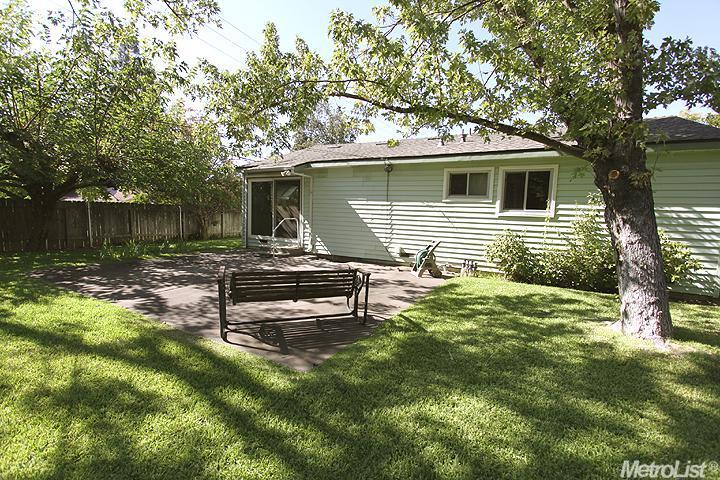 5936 Ellerslee Dr, Carmichael, CA 95608 photo 12