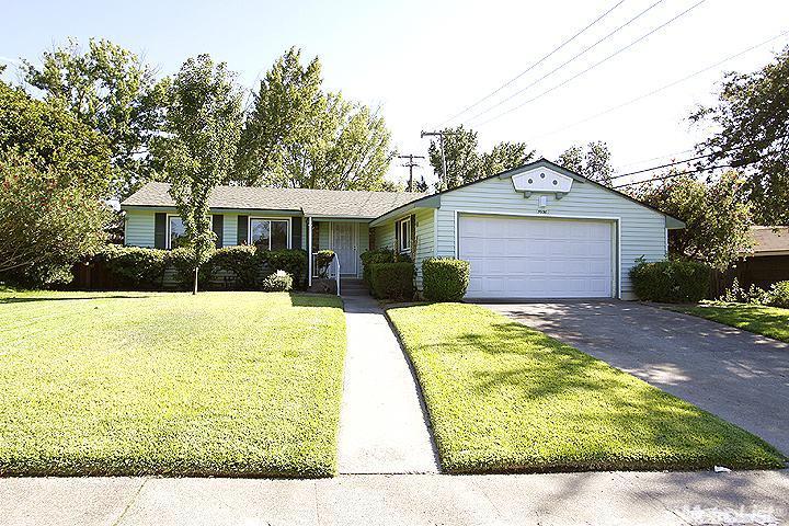 5936 Ellerslee Dr, Carmichael, CA 95608 photo 1