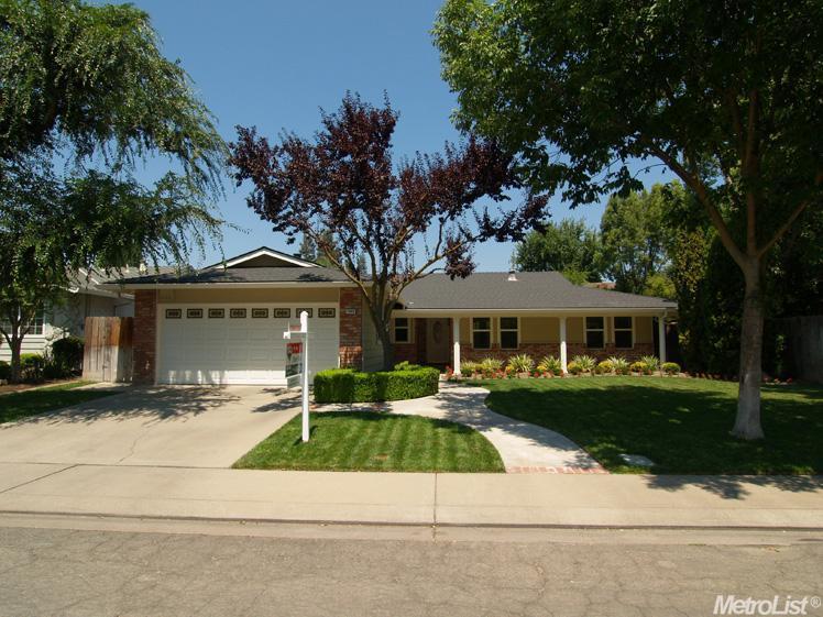 1425 Fernview Dr, Modesto, CA 95355 photo 2