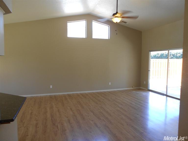 3220 Rhone Dr, Ceres, CA 95307 photo 3