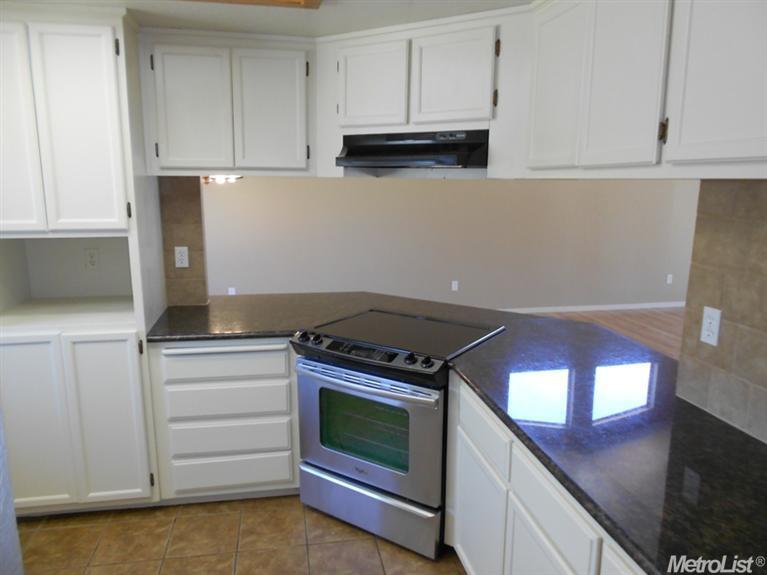 3220 Rhone Dr, Ceres, CA 95307 photo 7