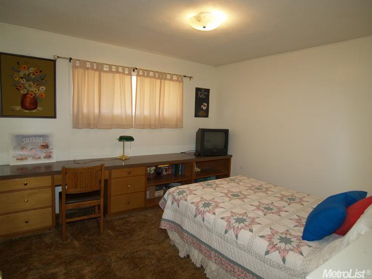 1438 Queens Ave, Modesto, CA 95355 photo 12