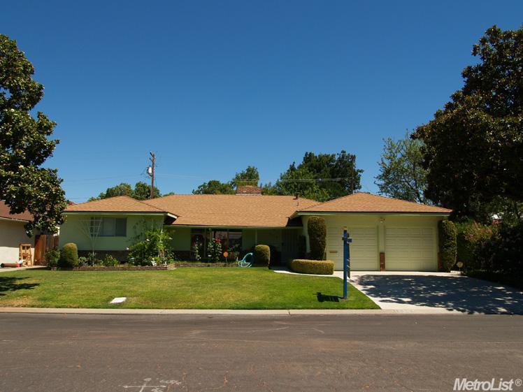 1438 Queens Ave, Modesto, CA 95355 photo 1