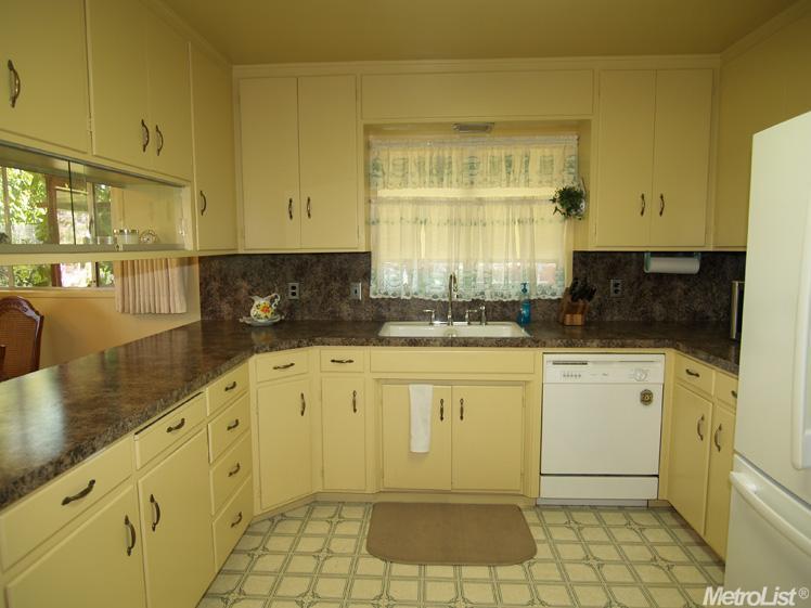 1438 Queens Ave, Modesto, CA 95355 photo 9