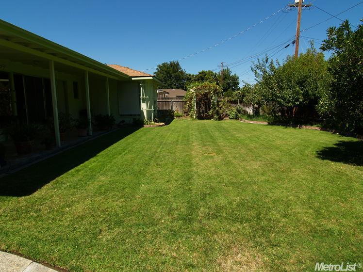 1438 Queens Ave, Modesto, CA 95355 photo 17