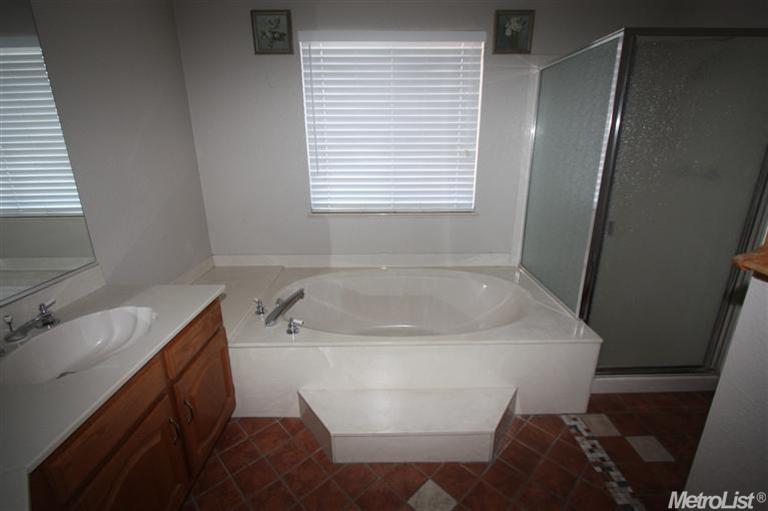 3820 Ararat Ave, Modesto, CA 95356 photo 18