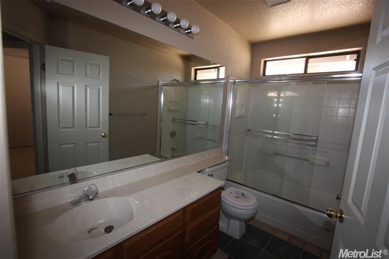 3820 Ararat Ave, Modesto, CA 95356 photo 21