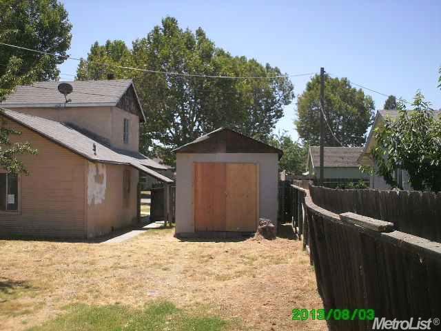 1579 Normandy Dr, Modesto, CA 95351 photo 4