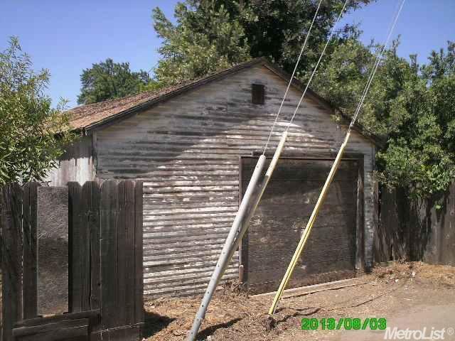 1579 Normandy Dr, Modesto, CA 95351 photo 3