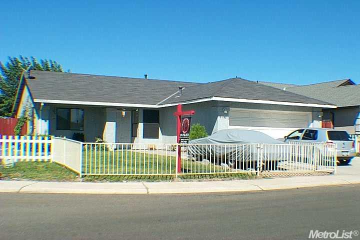 817 Fallen Leaf Ln, Modesto, CA 95351 photo 1