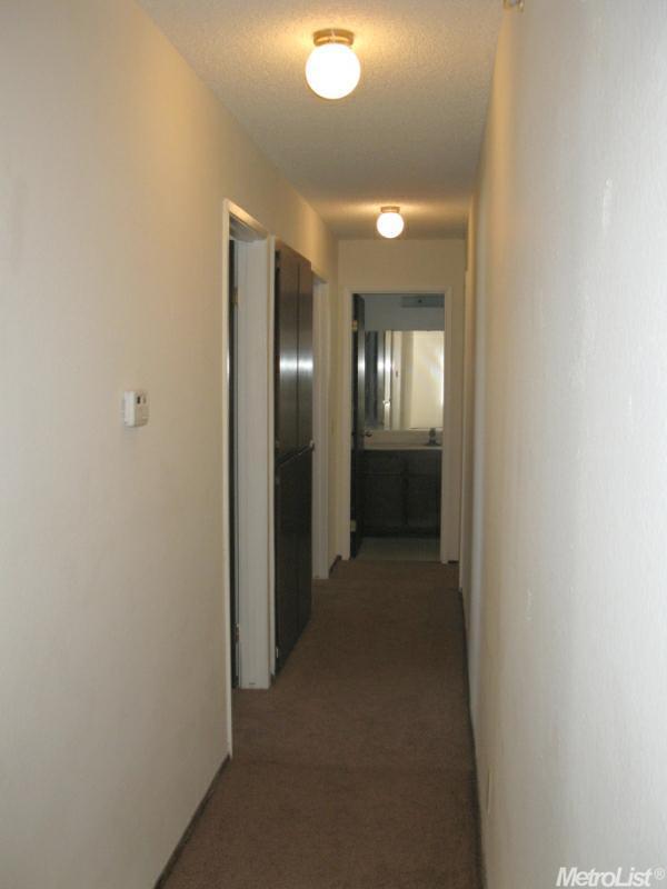 3476 Davidson Dr, Antelope, CA 95843 photo 4