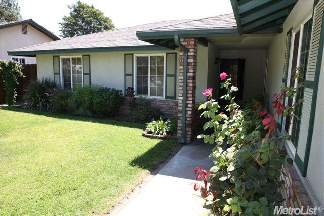 1428 Jackellen Ln, Modesto, CA 95356 photo 2